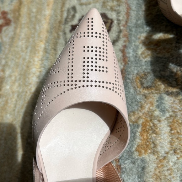 Like New! Authentic Fendi Colibri slingback Perforated Leather 55cm Heels - Picture 10 of 17